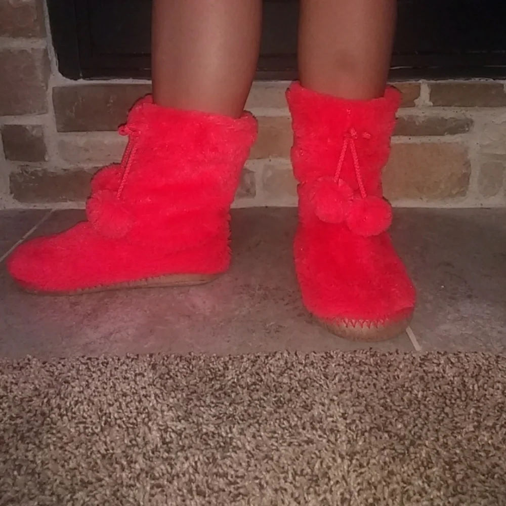Girls Size 5/6 Bright Neon Fuzzy Slipper Boots Pom Pom House Shoes